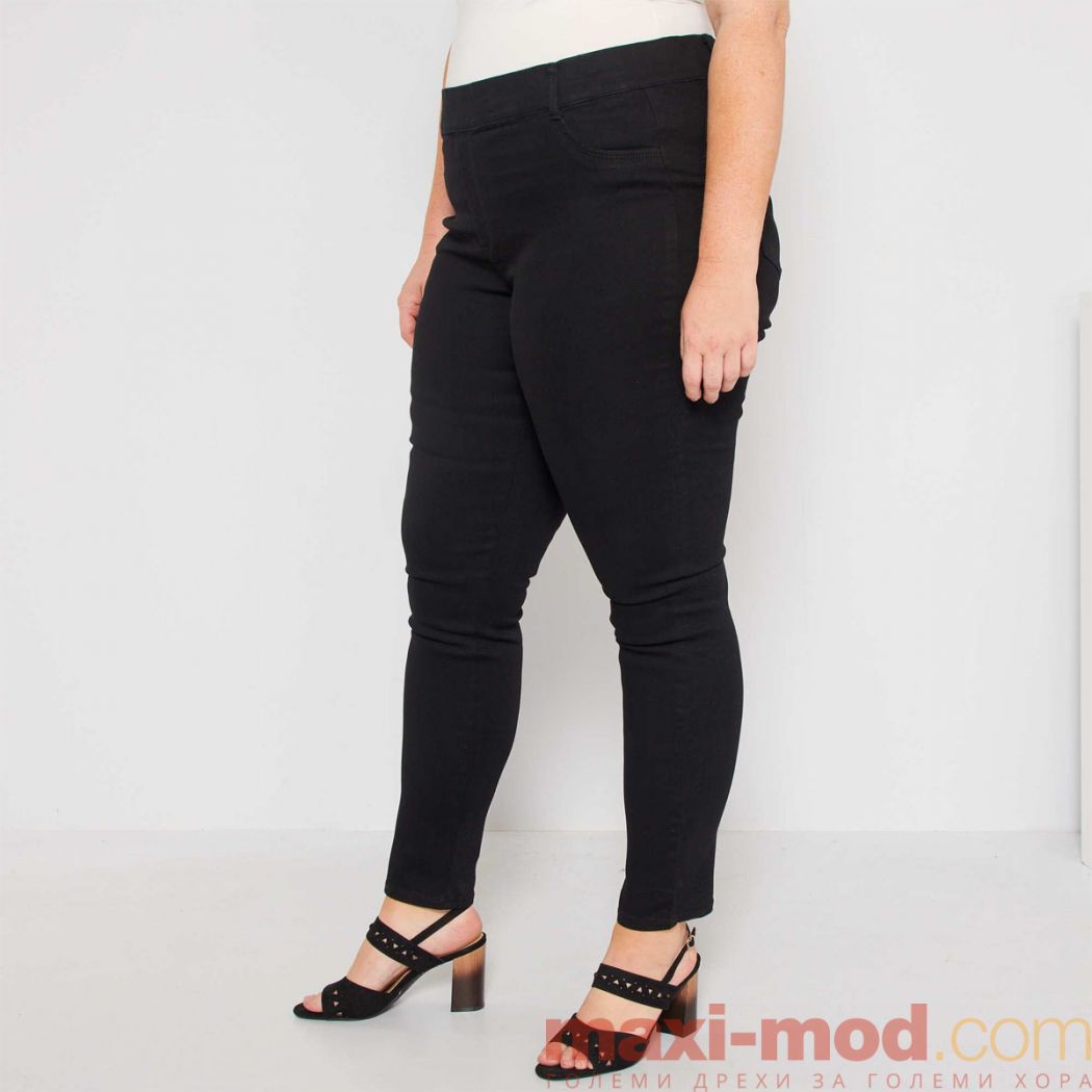 Леки дамски дънки макси размер