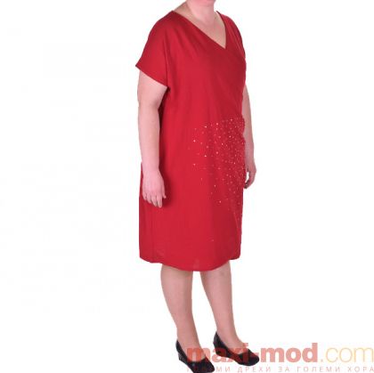 Червена дамска рокля голям размер
