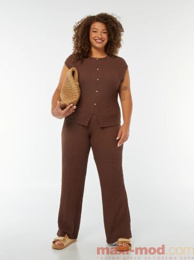 Широк дамски панталон с вафлена плетка