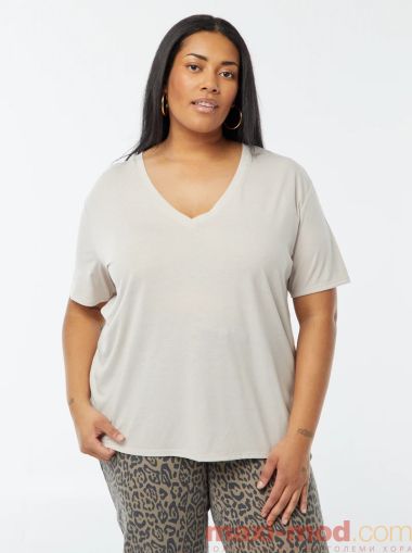 Голям размер дамска тениска с V-образно деколте