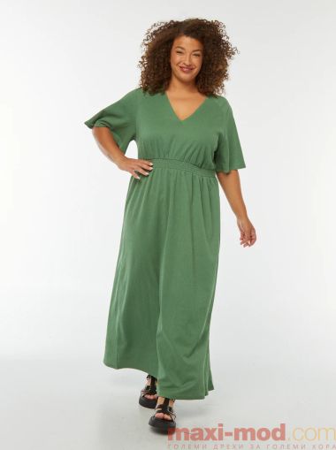 Дълга рокля с V-образно деколте