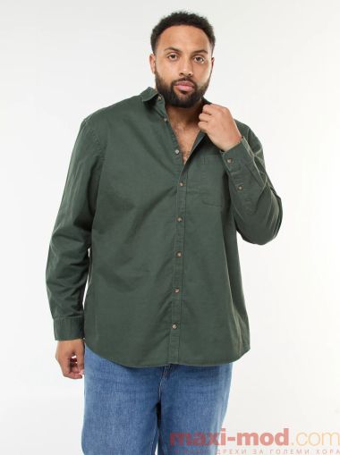 Голям размер мъжа риза