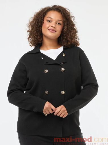 Дамска жиелетка с двуредно закопчаване