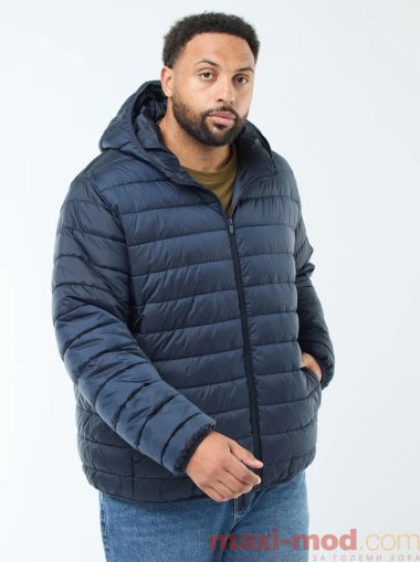 Леко ватирано пухено яке с качулка