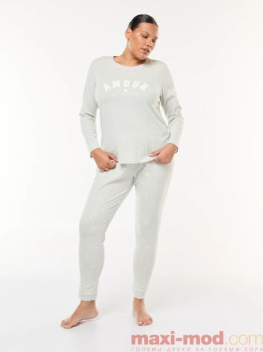 Комплект дамска пижама от две части