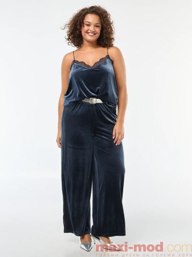 Широки панталони от кадифе