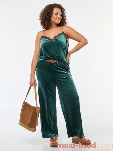 Широки панталони от кадифе