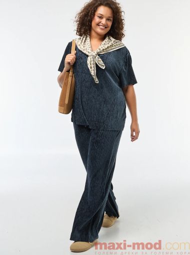 Широки панталони от кадифе