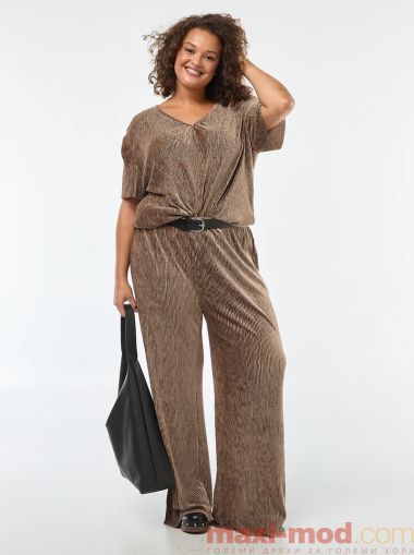 Широки панталони от кадифе