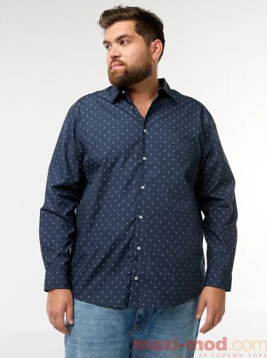 Голям размер мъжа риза