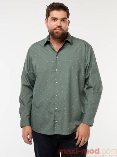 Голям размер мъжа риза