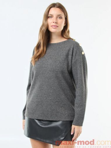 Фино плетена блуза със златни копчета 