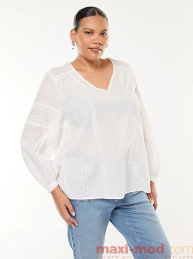 Дамска блуза и ажурна бродерия 