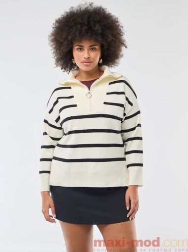 Дамски пуловер с висока яка с цип 