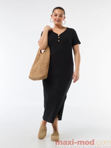 Дълга оребрена рокля с къси ръкави