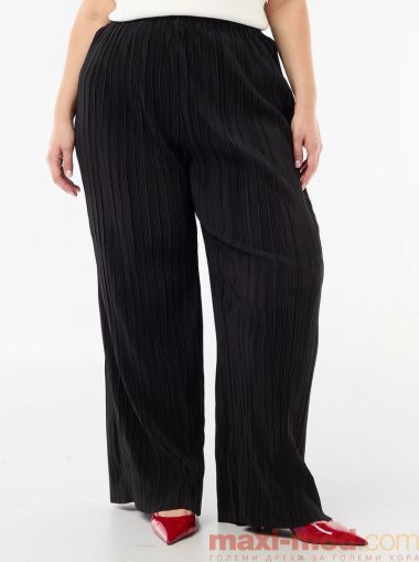 Широки панталони от еластична ребрена материя