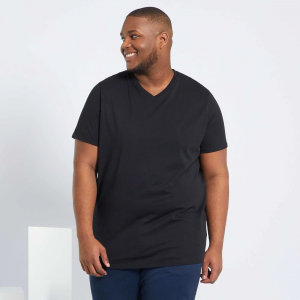 Голям размер мъжка черна тениска