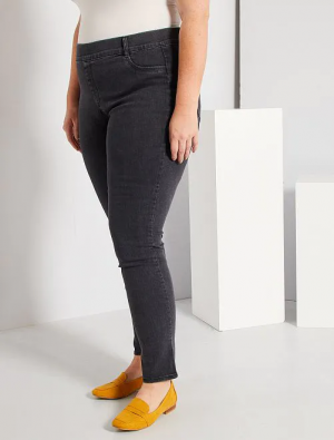 Леки дамски дънки макси размер