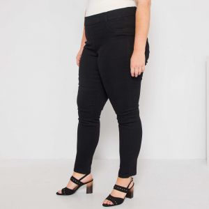 Леки дамски дънки макси размер