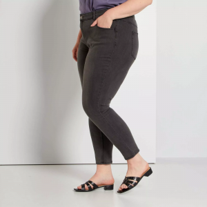 Дамски дънки голям размер