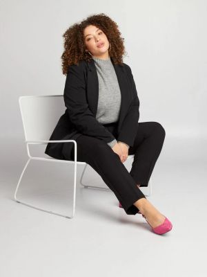 Голям размер дамскo сако