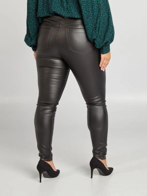 Дамски кожен панталон голям размер