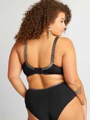 Голям размер дамски сутиен 