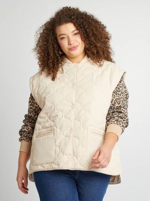 Капитонирано пухено яке със свалящи се ръкави