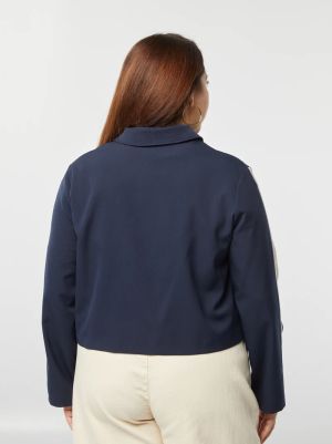 Дамско късо яке с цип и широка яка 