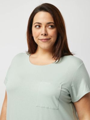 Голям размер дамска нощница