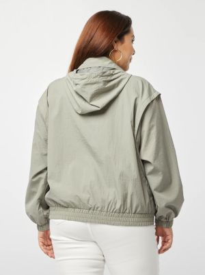 Водоустойчива дамска ветровка макси размер