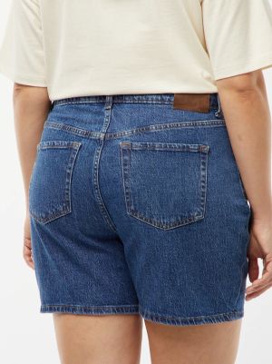 Къси панталони с висока талия