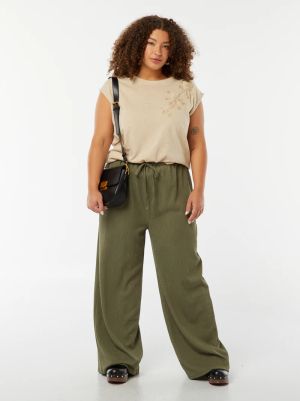 Широки плисирани панталони