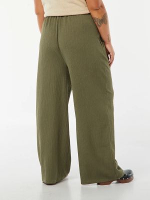 Широки плисирани панталони