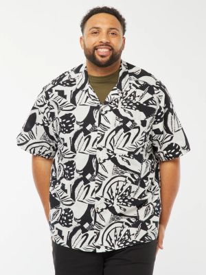 Ленена риза с къс ръкав голям размер