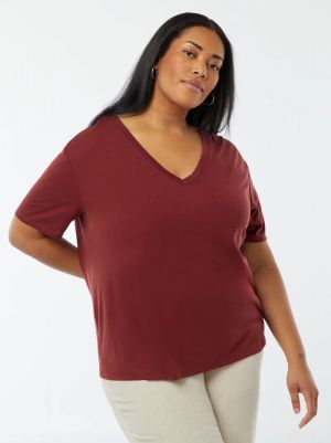 Голям размер дамска тениска с V-образно деколте