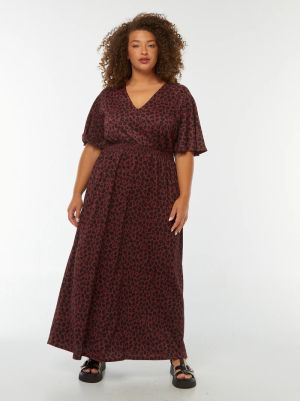 Дълга рокля с V-образно деколте