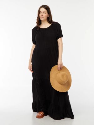 Дълга рокля с деколте Бардо 