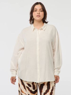 Дамска ленена риза голям размер