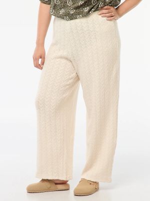 Широки панталони от ажурна материя