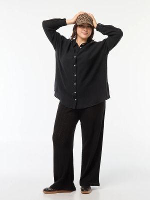 Широки панталони от ажурна материя