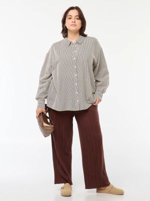 Широки панталони от ажурна материя