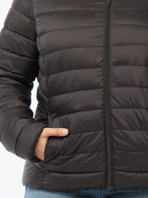 Дамско пухено яке с качулка 