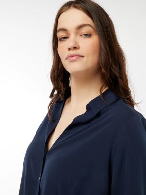 Голям размер дамска риза с креп ефект