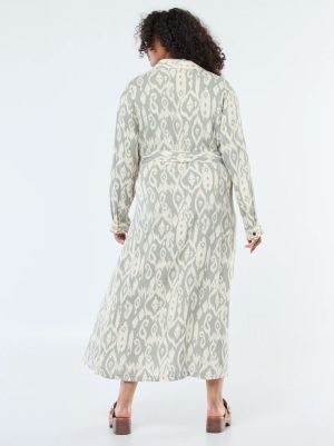 Дълга рокля тип риза с колан на талията