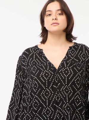 Свободно стояща блуза от креп ефект