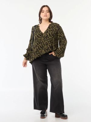 Свободно стояща блуза от креп ефект