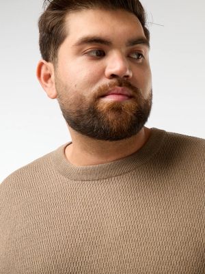 Голям размер мъжки пуловер