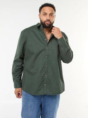 Голям размер мъжа риза