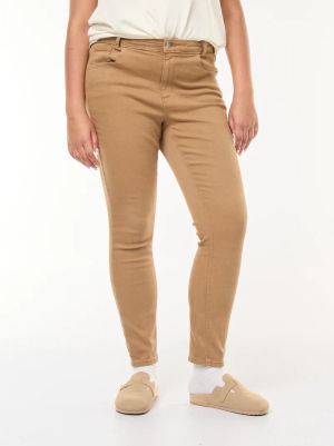 Тесни панталони с висока талия 